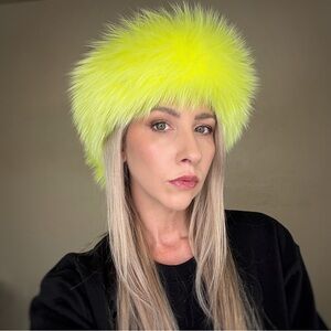 Pologeorgis Genuine Neon Dyed Fox Fur Velcro Scarf Headband Collar in Yellow